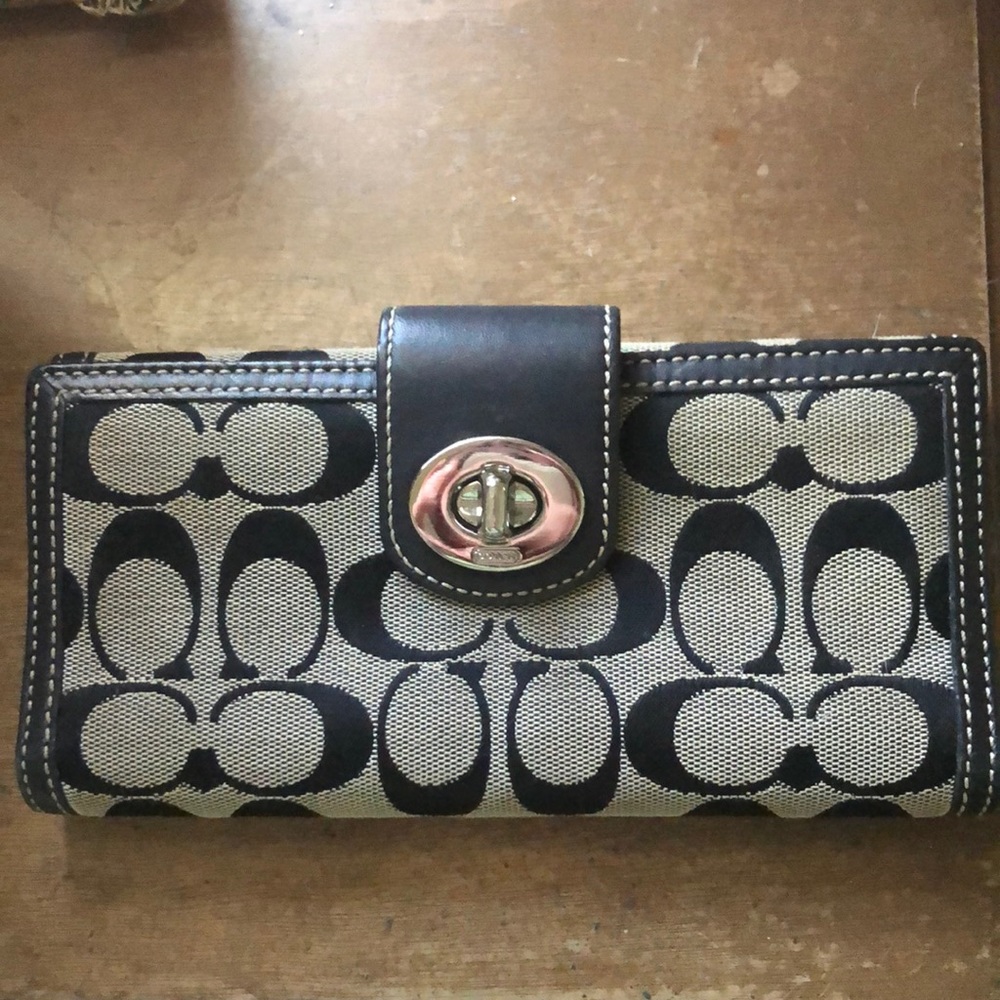 Authentic Coach Signature Black Turnlock Checkbook Wallet